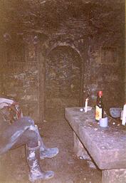 Table centrale avec porte d'entrée
