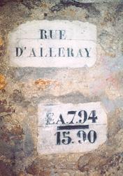 Indication de rue et de nivellement