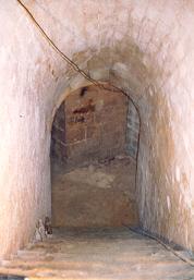 Entrée en cavage de la carrière par un escalier droit