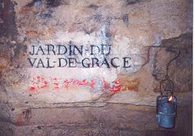 sous le Jardin, au N-E du Vdg